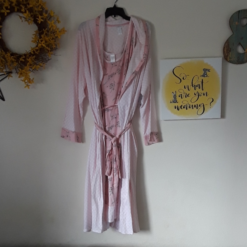 NWT Long Pink Robe and Nightgown Set